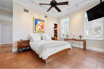 512 77th Street, Holmes Beach, FL 34217 - Photo 27