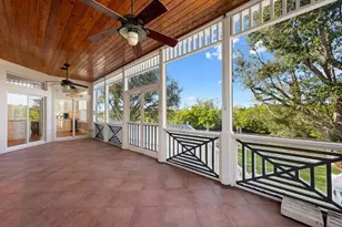 512 77th St, Holmes Beach, FL 34217 - Photo 21