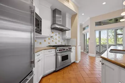 512 77th Street, Holmes Beach, FL 34217 - Photo 13