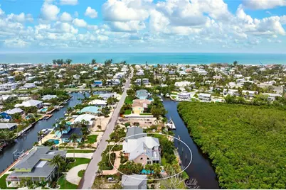 512 77th Street, Holmes Beach, FL 34217 - Photo 47