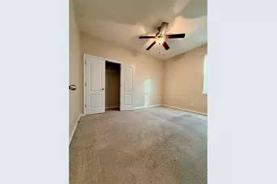6121 35th Court E, Bradenton, FL 34203 - Photo 17