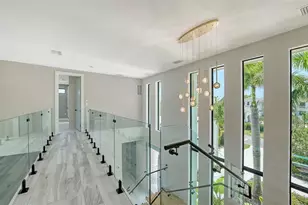 1607 Flower Dr, Sarasota, FL 34239 - Photo 41