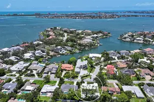 1607 Flower Dr, Sarasota, FL 34239 - Photo 7