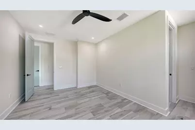 1607 Flower Drive, Sarasota, FL 34239 - Photo 63