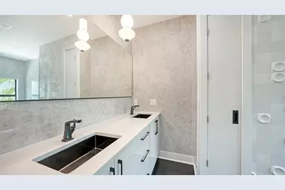 1607 Flower Drive, Sarasota, FL 34239 - Photo 49