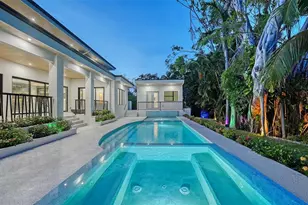 1607 Flower Dr, Sarasota, FL 34239 - Photo 65