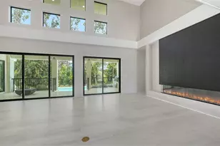 1607 Flower Dr, Sarasota, FL 34239 - Photo 21