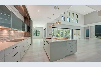 1607 Flower Drive, Sarasota, FL 34239 - Photo 37