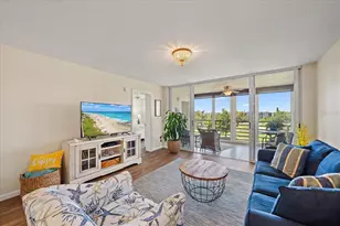 4570 Pinebrook Cir, Bradenton, FL 34209 - Photo 3