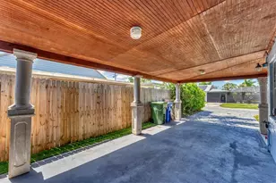 513 25th Ave W, Bradenton, FL 34205 - Photo 5