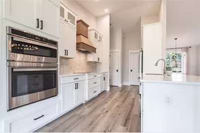 9017 Province Street, Sarasota, FL 34240 - Photo 11