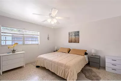 385 Avenida Madera, Sarasota, FL 34242 - Photo 19