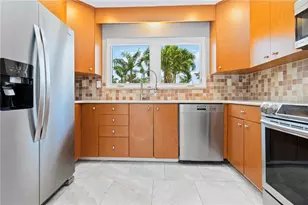 1475 Bayshore Dr, Englewood, FL 34223 - Photo 13