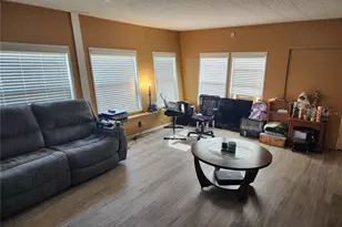 306 49th Ave W, Bradenton, FL 34207 - Photo 9