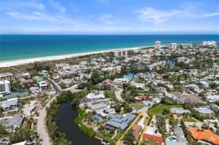 30 Island Cir, Sarasota, FL 34242 - Photo 7