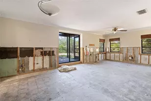 30 Island Cir, Sarasota, FL 34242 - Photo 29