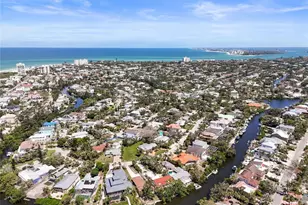 30 Island Cir, Sarasota, FL 34242 - Photo 13