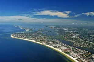 30 Island Cir, Sarasota, FL 34242 - Photo 41