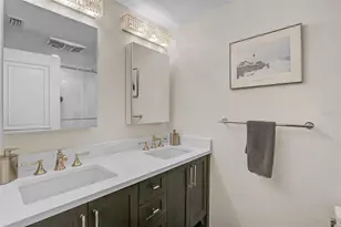 1100 Benjamin Franklin Dr, Sarasota, FL 34236 - Photo 21
