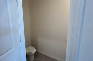 17550 Crescent Moon Loop, Bradenton, FL 34211 - Photo 5