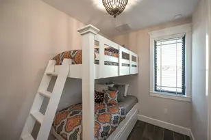 340 Jackson Dr, Sarasota, FL 34236 - Photo 35