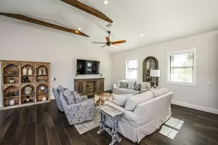 340 Jackson Dr, Sarasota, FL 34236 - Photo 11