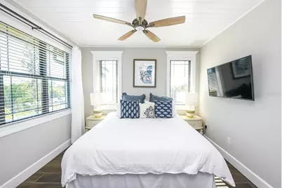 340 Jackson Drive, Sarasota, FL 34236 - Photo 31