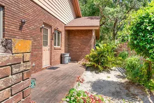 1671 South Dr, Sarasota, FL 34239 - Photo 67