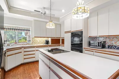 1671 South Drive, Sarasota, FL 34239 - Photo 45