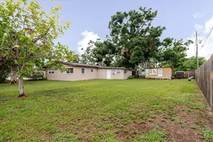 4015 Asbury Pl, Sarasota, FL 34233 - Photo 29