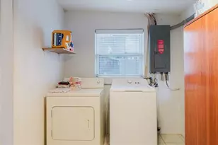 4015 Asbury Pl, Sarasota, FL 34233 - Photo 27