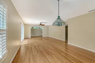 1345 Moonmist Dr, Sarasota, FL 34242 - Photo 5