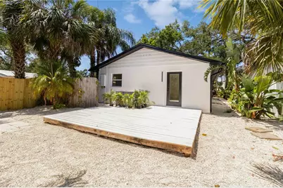2410 Floyd Street, Sarasota, FL 34239 - Photo 29