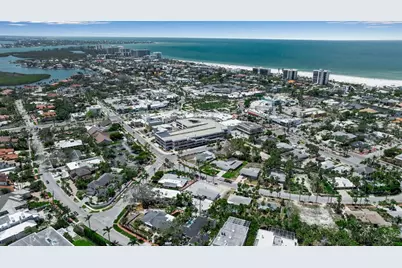 130 N Adams Drive, Sarasota, FL 34236 - Photo 13