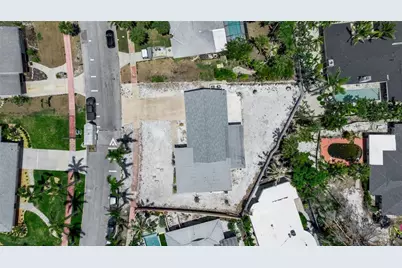 130 N Adams Drive, Sarasota, FL 34236 - Photo 11