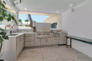 130 N Adams Dr, Sarasota, FL 34236 - Photo 45