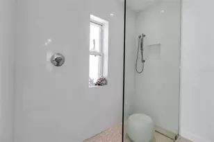 130 N Adams Dr, Sarasota, FL 34236 - Photo 33