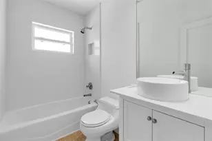 130 N Adams Dr, Sarasota, FL 34236 - Photo 41