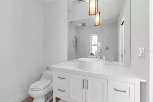 130 N Adams Dr, Sarasota, FL 34236 - Photo 43