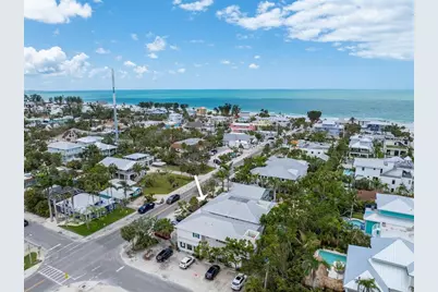 216 Pine Avenue #C, Anna Maria, FL 34216 - Photo 5