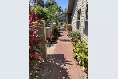 3407 Avenida Madera #A, Bradenton, FL 34210 - Photo 3