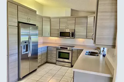 3407 Avenida Madera #A, Bradenton, FL 34210 - Photo 9