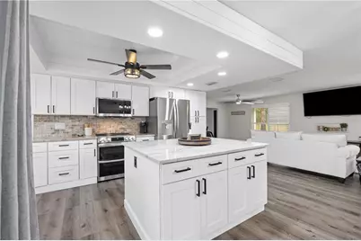 2255 61st Street, Sarasota, FL 34243 - Photo 11