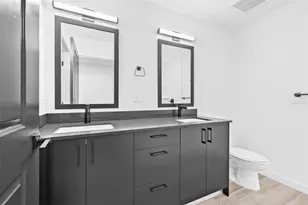 221 Main St N, Saint Petersburg, FL 33716 - Photo 9