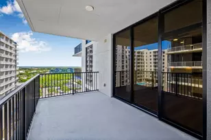 221 Main St N, Saint Petersburg, FL 33716 - Photo 17