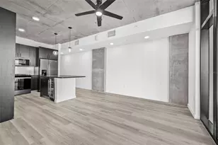 221 Main St N, Saint Petersburg, FL 33716 - Photo 7