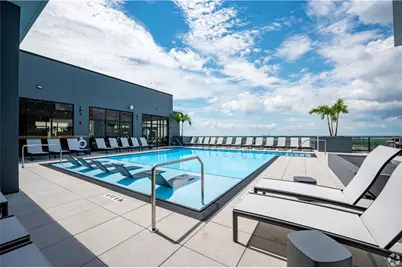 221 Main Street N #1005, Saint Petersburg, FL 33716 - Photo 17