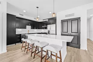 221 Main St N, Saint Petersburg, FL 33716 - Photo 7