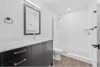 221 Main Street N #1109, Saint Petersburg, FL 33716 - Photo 11