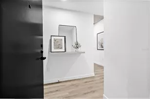 221 Main St N, Saint Petersburg, FL 33716 - Photo 3